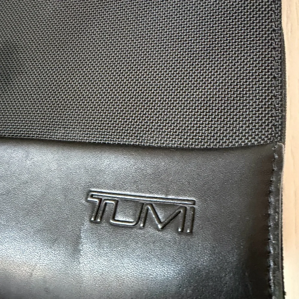 TUMI Black Laptop / Computer Briefcase Shoulder Bag